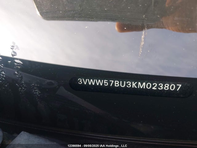 3VWW57BU3KM023807 Volkswagen Jetta