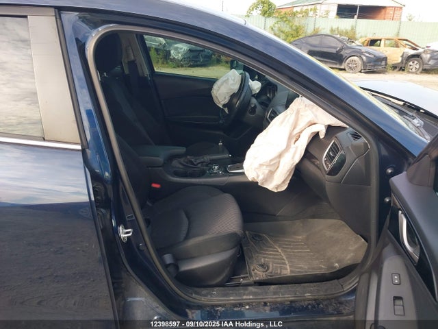 3MZBM1V7XEM101928 Mazda pe