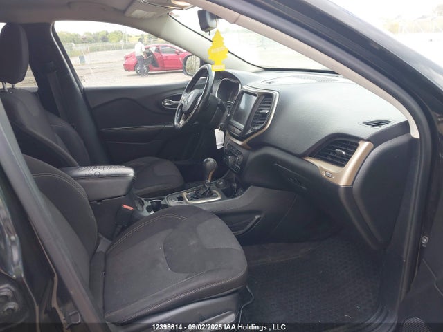 1C4PJMCSXFW713607 Jeep 2015