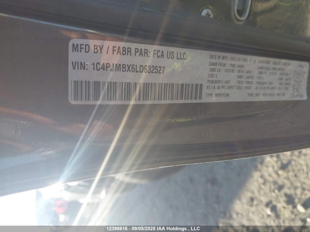 1C4PJMBX6LD632527 Jeep Cherokee Trailhawk Elite