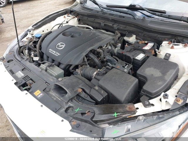 3MZBM1V74FM188209 Mazda pe