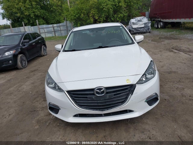 3MZBM1V74FM188209 Mazda pe