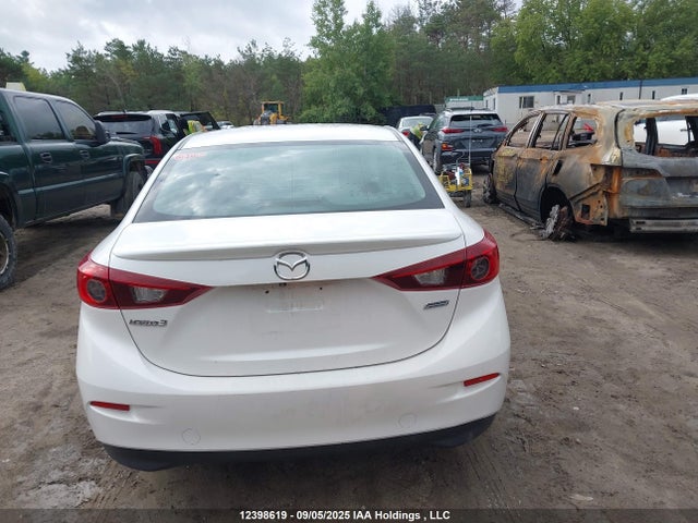 3MZBM1V74FM188209 Mazda pe