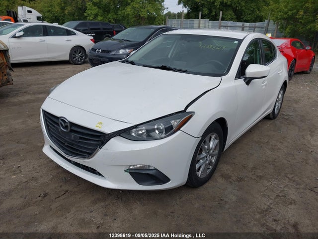3MZBM1V74FM188209 Mazda pe