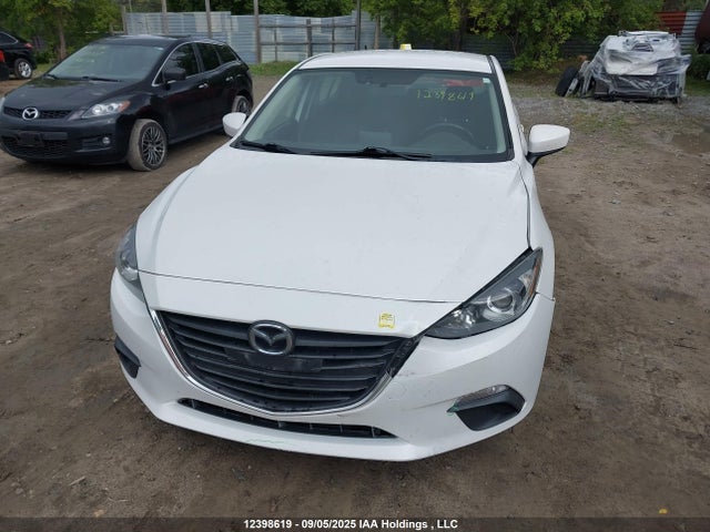 3MZBM1V74FM188209 Mazda pe