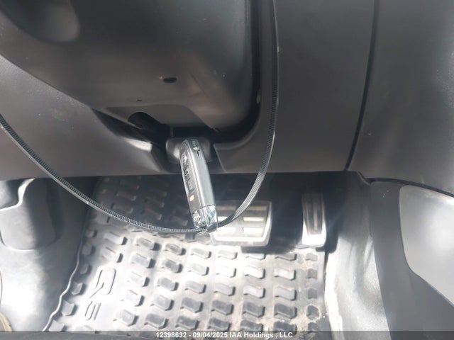 Audi 2015 2015 WA1CGCFPXFA132128 Image 11