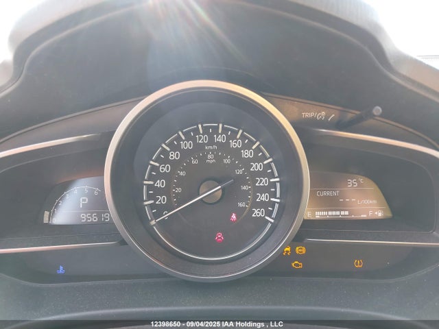 JM1BN1V72J1183483 Mazda pe