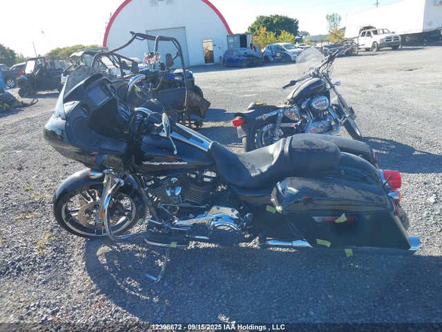 5HD1KHCA2JB675069 Harley-Davidson 2018