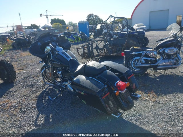 5HD1KHCA2JB675069 Harley-Davidson 2018