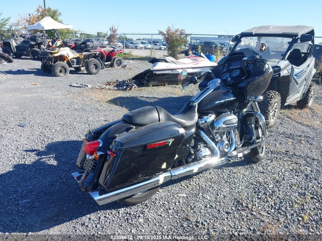 5HD1KHCA2JB675069 Harley-Davidson 2018