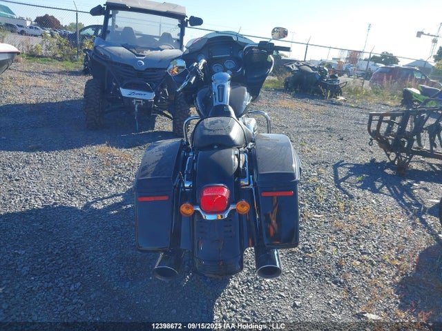5HD1KHCA2JB675069 Harley-Davidson 2018