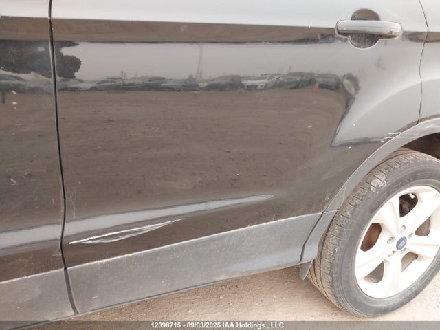 1FMCU0GX7EUB02847 Ford Escape