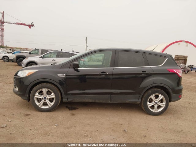 1FMCU0GX7EUB02847 Ford Escape