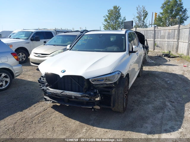 5UXCR6C52KLL61520 BMW X5