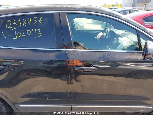 5LMCJ2A94FUJ02043 Lincoln MKC