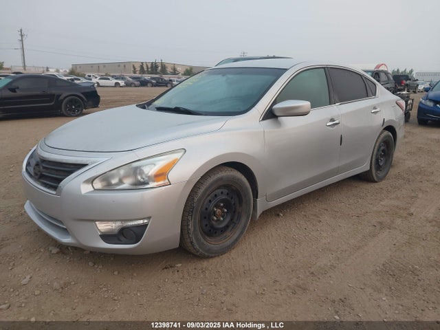 Nissan Altima 2014 1N4AL3AP9EN257201 Image 2