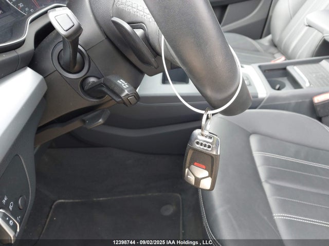 WA1AAAFY7R2065119 Audi 40 tfsi (2.0t)