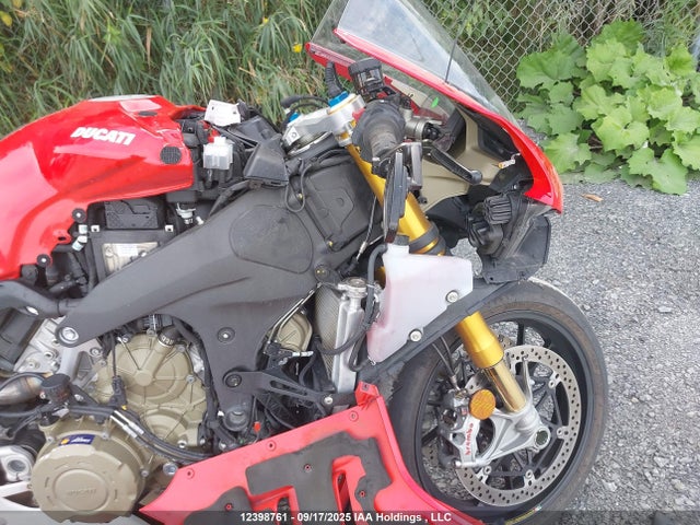 ZDMDAGWW0RB008379 Ducati 2024