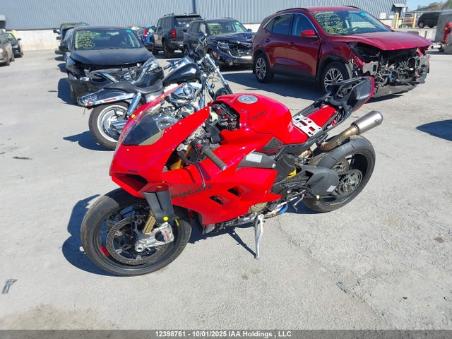 ZDMDAGWW0RB008379 Ducati 2024