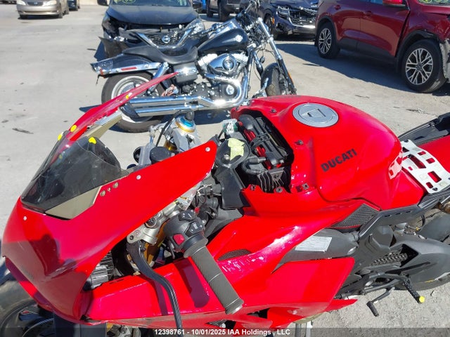 ZDMDAGWW0RB008379 Ducati 2024