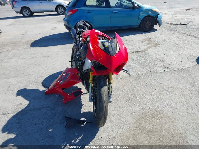 ZDMDAGWW0RB008379 Ducati 2024