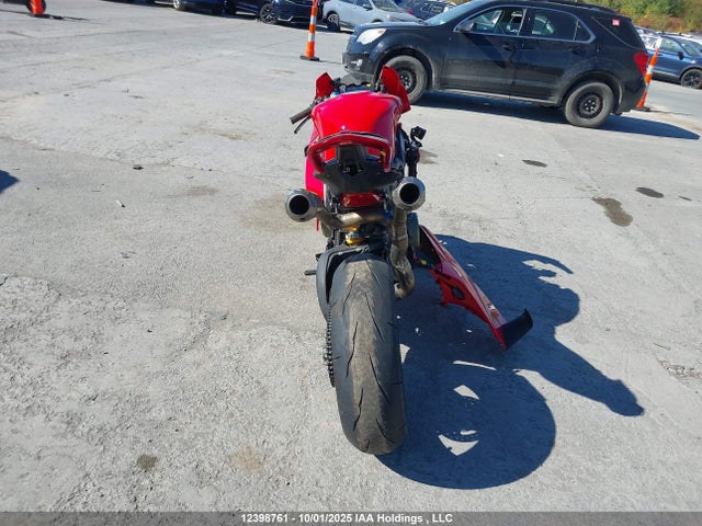 ZDMDAGWW0RB008379 Ducati 2024