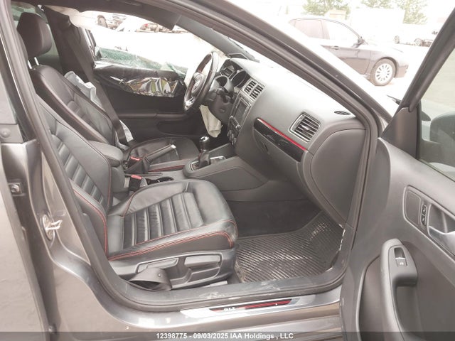 3VW5T7AJ8HM266739 Volkswagen JETTA GLI