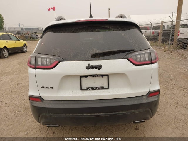 1C4PJMMX1MD103050 Jeep Cherokee Altitude