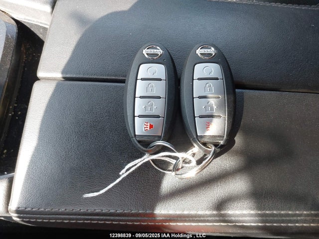 5N1AT3BA5MC700146 Nissan Rogue
