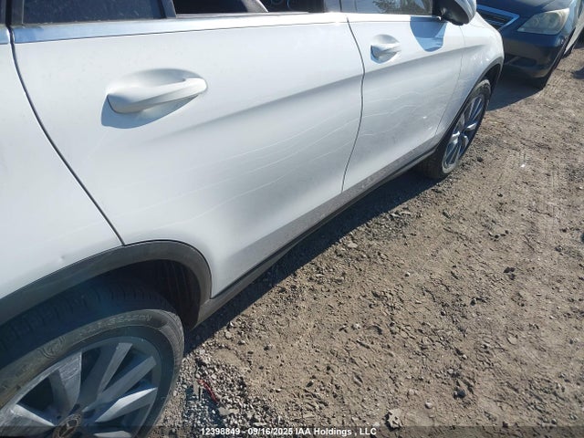 WDC0G4KB3HF216042 Mercedes-Benz m274