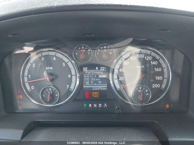 12398853 :رقم المزاد ، 1D7RV1CT7BS581613 vin ، 2011 Ram Ram 1500 Sport مزاد بيع