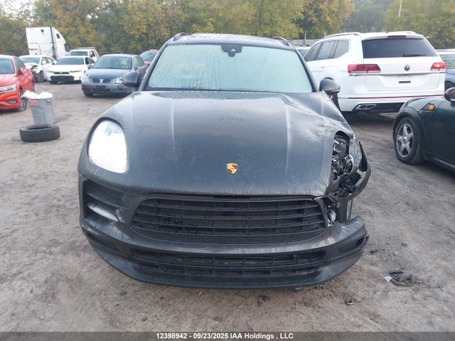 Porsche Macan 2020 WP1AA2A58LLB12120 Image 13