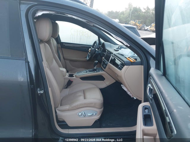 Porsche Macan 2020 WP1AA2A58LLB12120 Image 5