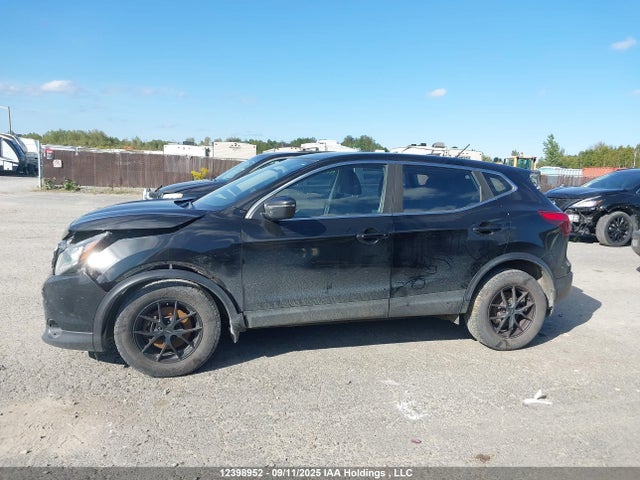 JN1BJ1CP2JW156109 Nissan 2018
