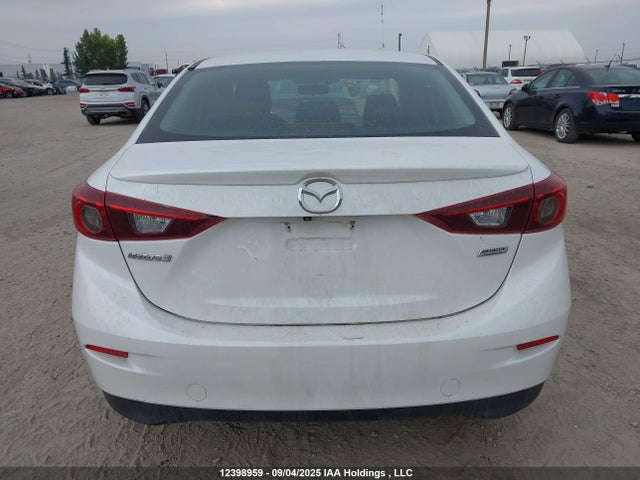 3MZBM1V79FM153584 Mazda pe
