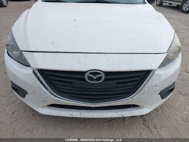 3MZBM1V79FM153584 Mazda pe