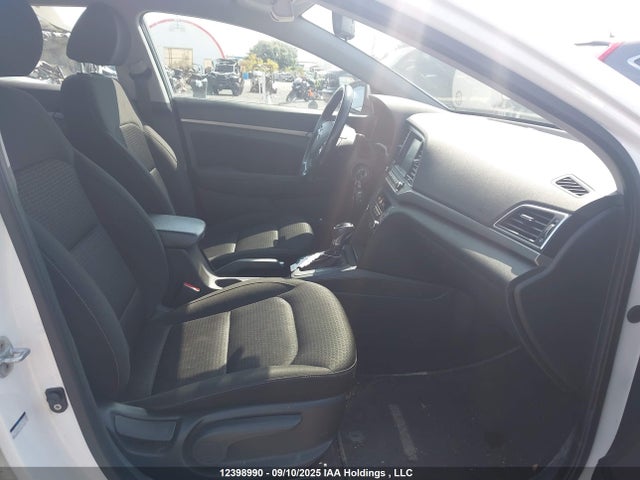KMHD84LF9HU114693 Hyundai Elantra