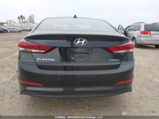 KMHD84LF9HU104777 Hyundai 2017