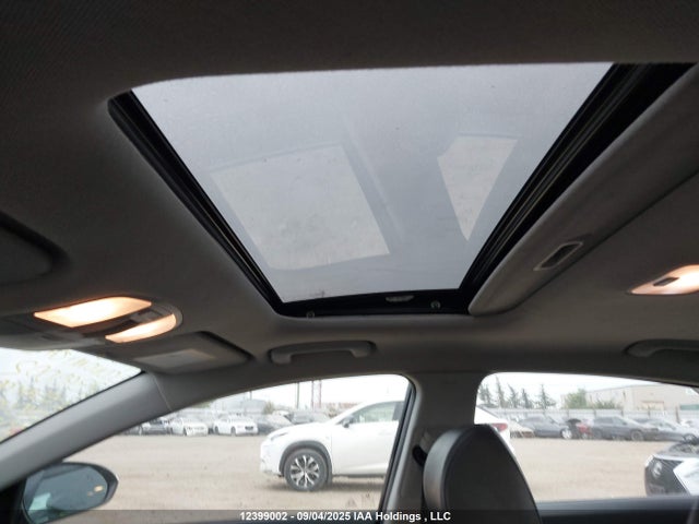 KMHD84LF9HU104777 Hyundai 2017
