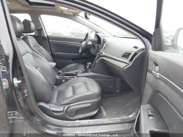 KMHD84LF9HU104777 Hyundai 2017