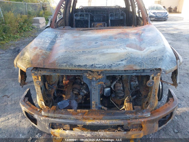 1N6BA1F45JN524560 Nissan 2018