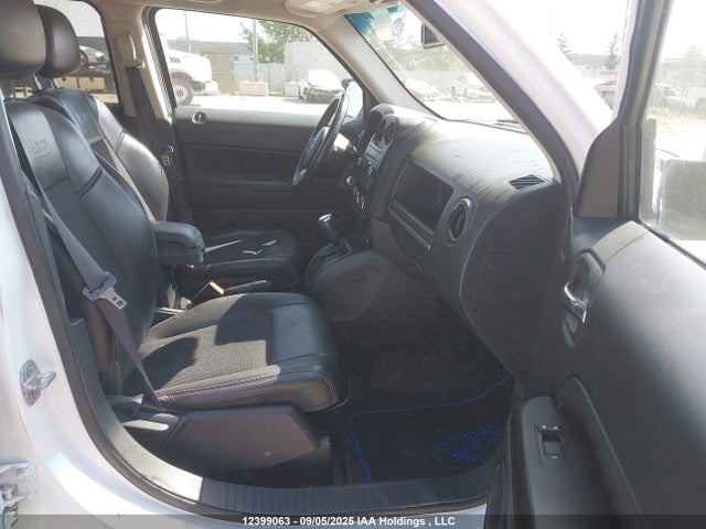 Jeep 2016 2016 1C4NJRAB0GD682744 Image 5