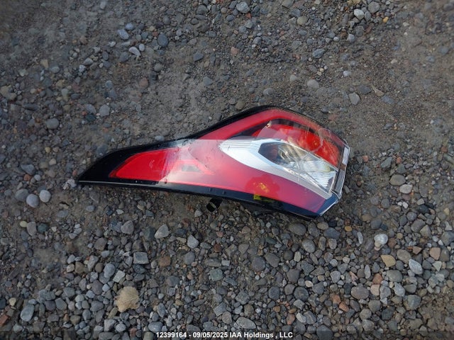 1FMCU9G98HUC82625 Ford Escape