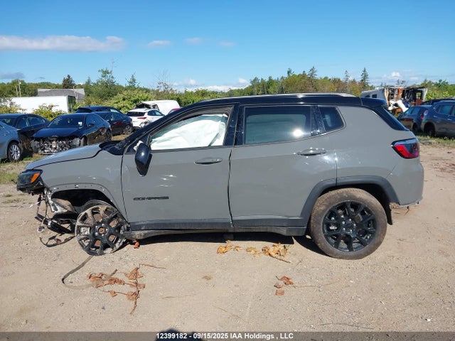 Jeep 2023 2023 3C4NJDFN8PT511885 Image 15