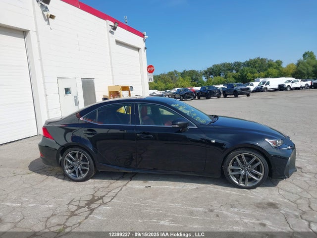 Lexus IS 2018 JTHC81D22J5031664 Image 13