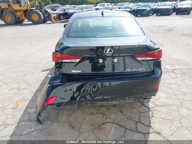 Lexus IS 2018 JTHC81D22J5031664 Image 16
