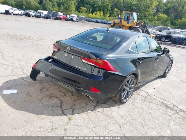 Lexus IS 2018 JTHC81D22J5031664 Image 4
