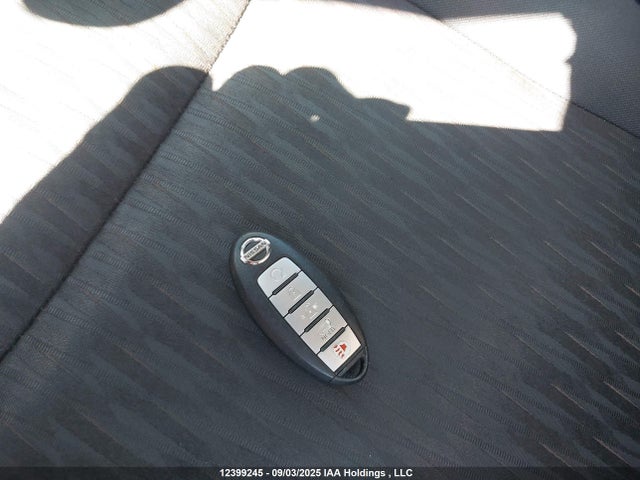 5N1AT2MM3HC744430 Nissan Rogue