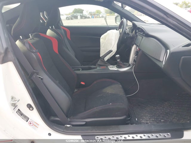 JF1ZNAA17G8700556 Scion fa20