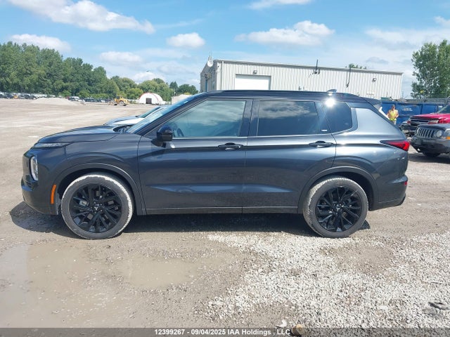 JA4J4WA82RZ633389 Mitsubishi Outlander